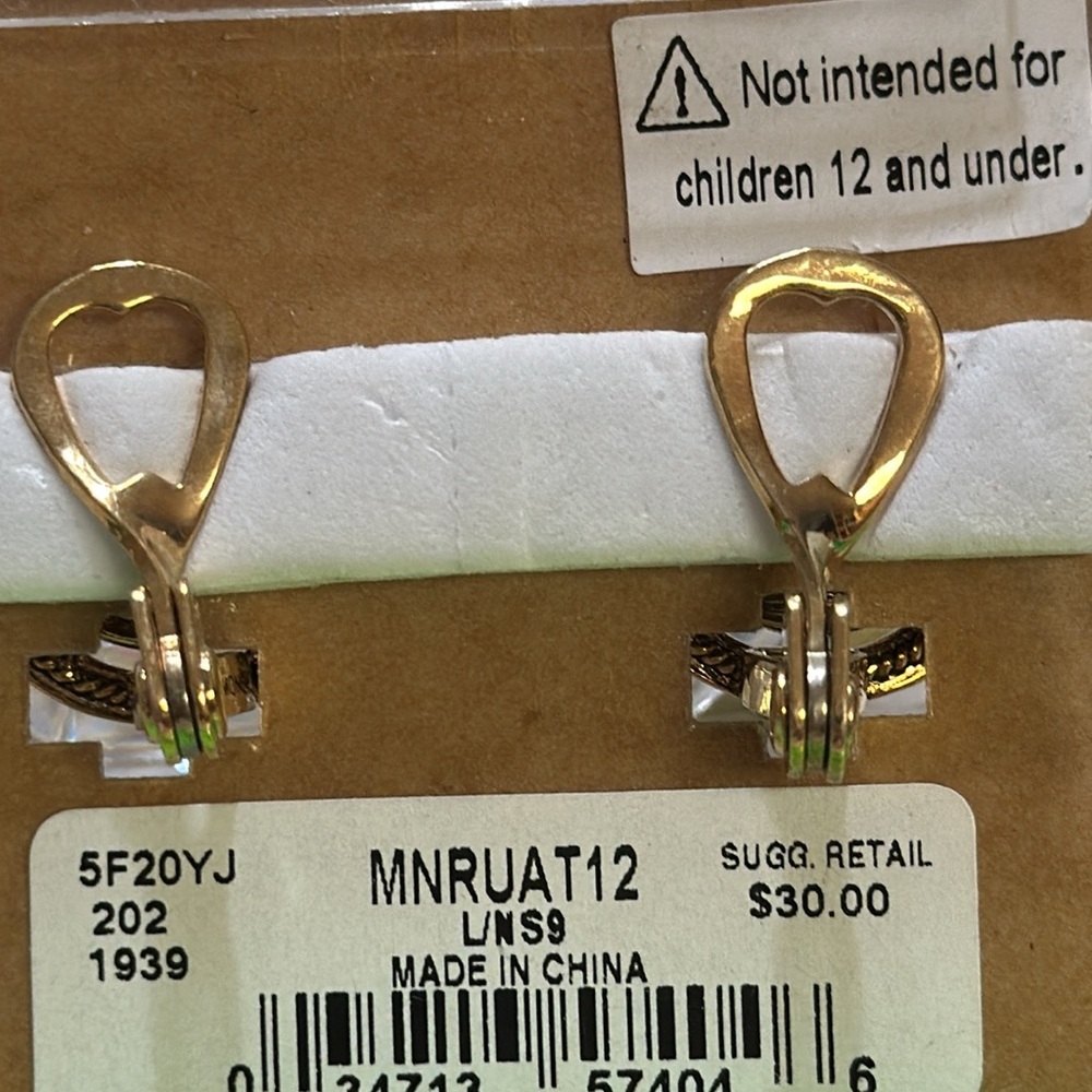 Monet French Clip Earrings on original card Gold Metal - 3/4” - Picture 3 of 8